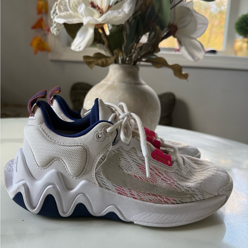 Nike Kids' White and Pink Wave Sneakers